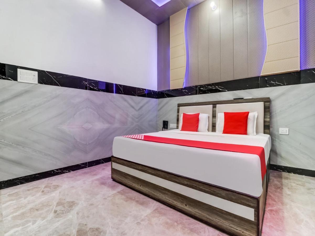 Oyo Flagship 83121 Hotel Rose Vip Saharanpur Esterno foto