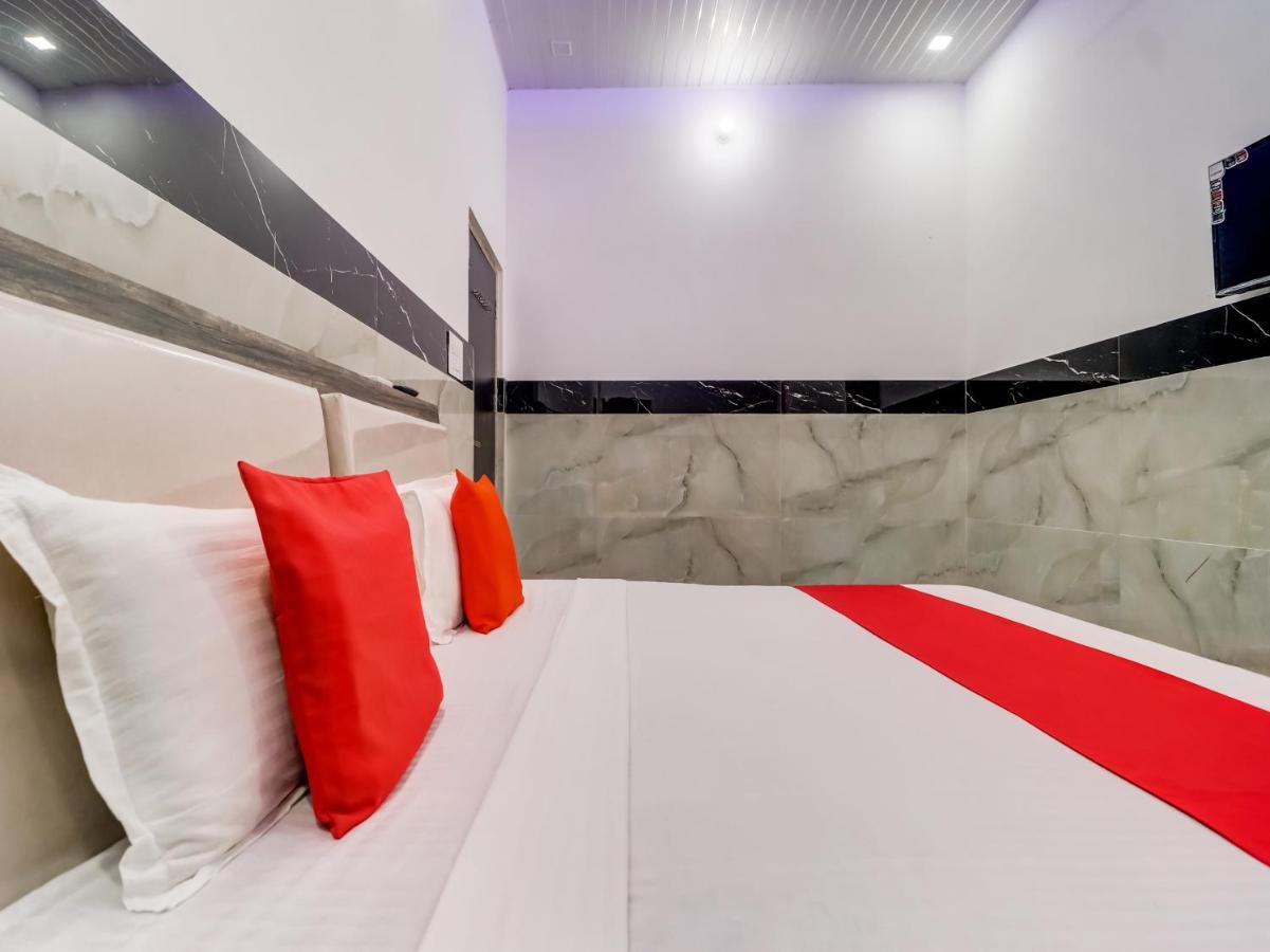 Oyo Flagship 83121 Hotel Rose Vip Saharanpur Esterno foto
