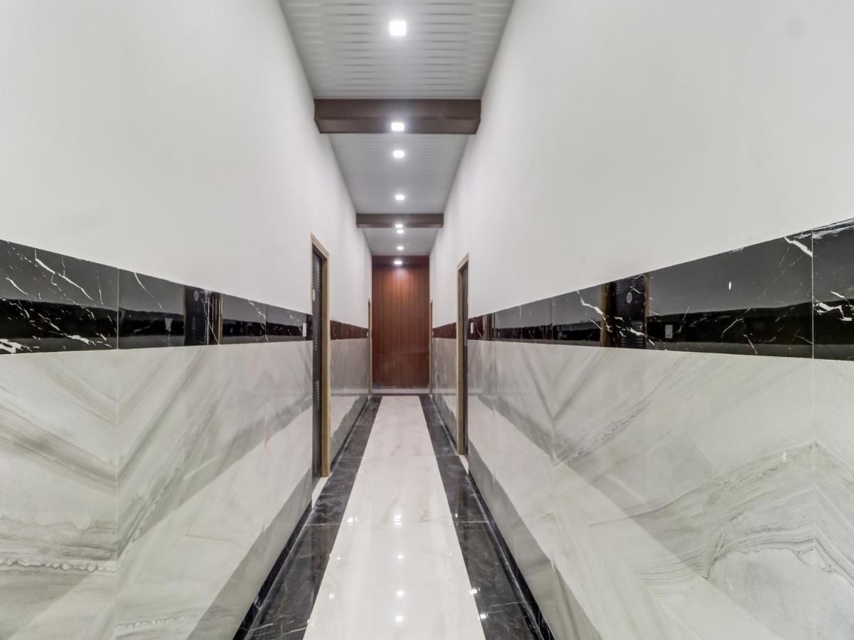Oyo Flagship 83121 Hotel Rose Vip Saharanpur Esterno foto